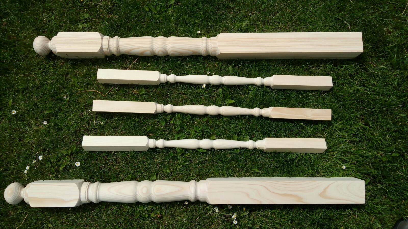 Schodišťové hlavní sloupky