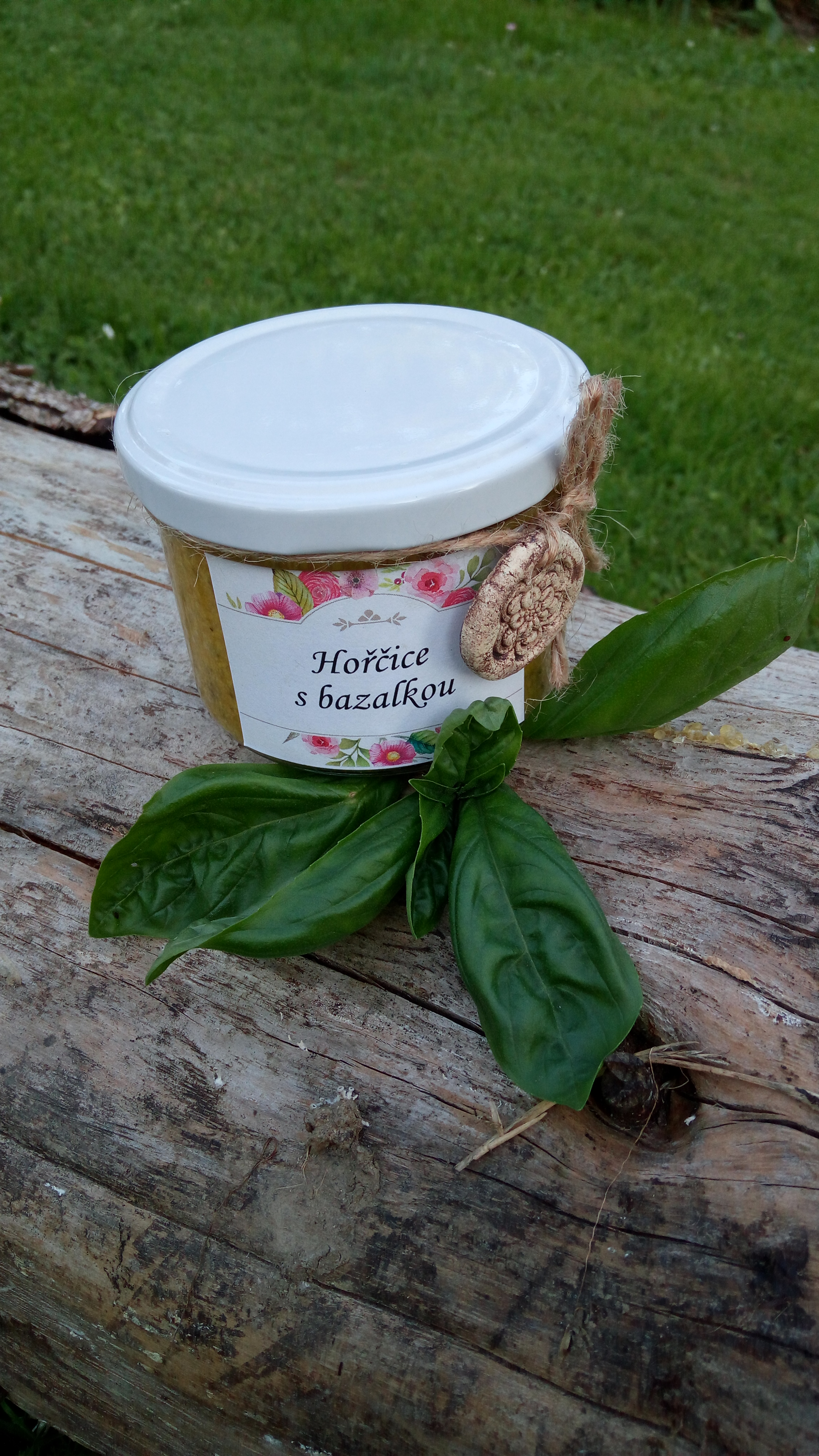 Hořčice s bazalkou 220g